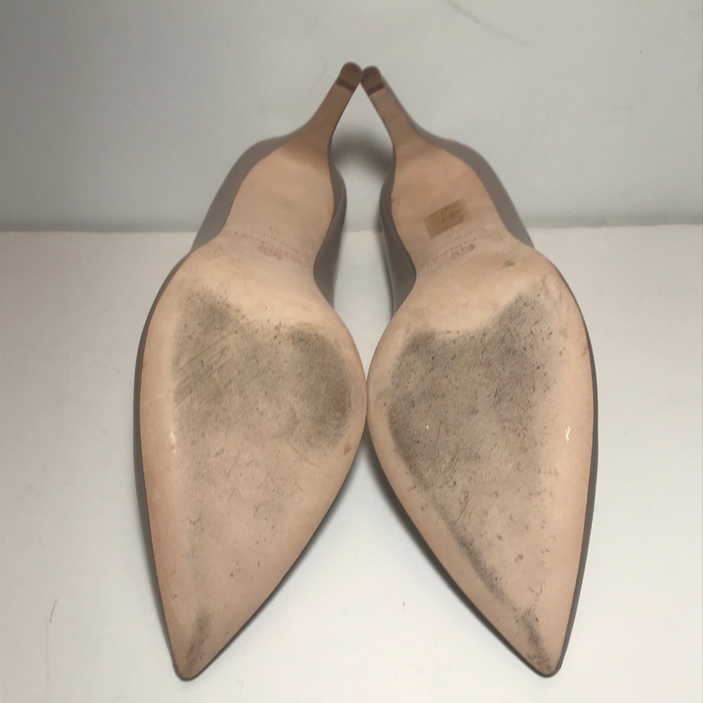 Bruno Magli Women's Telma Taupe Leather Pumps size 8 - Picture 7 of 8